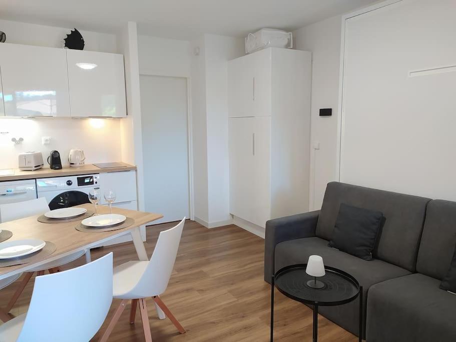 Ideal Saint Raphael Piscine Clim Parking Apartment Ngoại thất bức ảnh